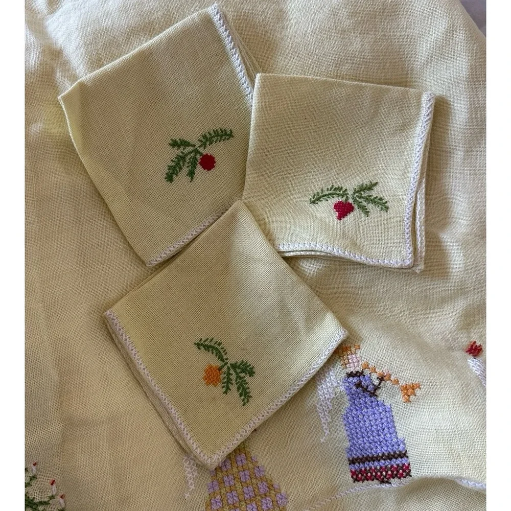 60's Vintage Hand Embroidered Cross Stitched Christmas Table Cloth with Napkins